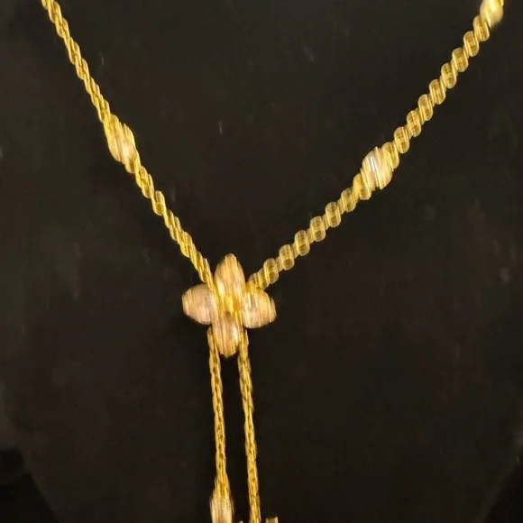 Louis Vuitton Gold Necklace with Crystal Details - Picture 3 of 8
